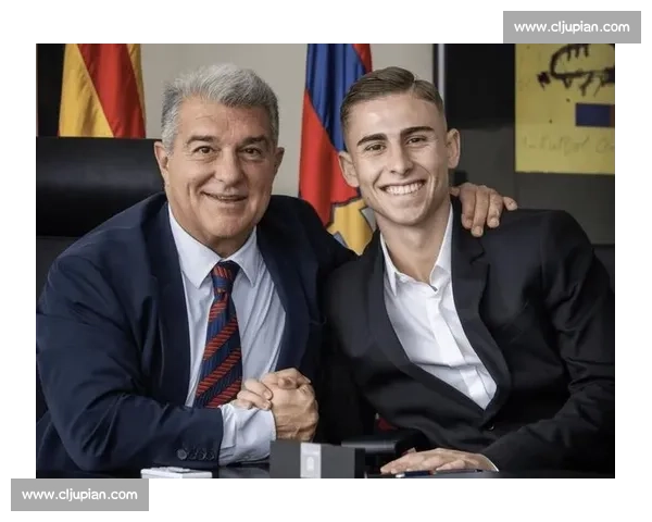 巴萨敲定尼科・威廉姆斯续约：6 年长约 + 税后年薪 800 万欧至 2031 年