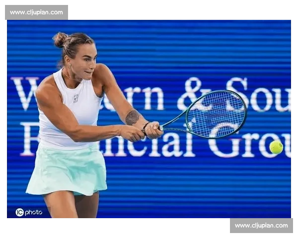 萨巴伦卡首盘 6-2 领先遭争议暂停，柏林站因场地湿滑中断