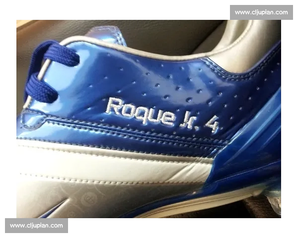 阿迪达斯 “霓虹流光” F50 战靴震撼发布，致敬传奇梅西！