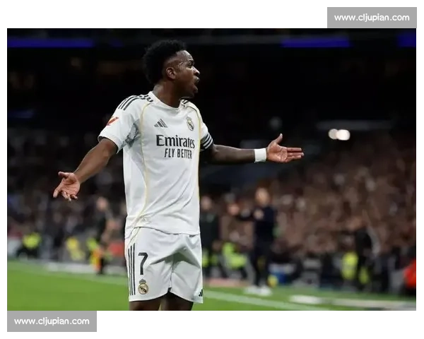 阿隆索直言不满：皇马首秀上半场过于急躁，中场调整显成效