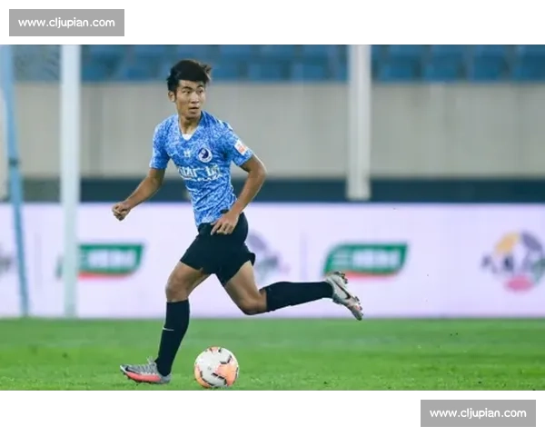 沙尔克 04 锁定未来核心!法齐签约五年助力复兴 沙尔克 04 锁定未来核心!法齐签约五年助力复兴