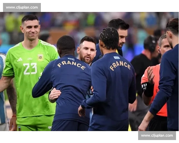 登贝莱蜕变!赛后搜刮梅西全套装备 + 两老将战袍 坏小子终成大器 登贝莱蜕变!赛后搜刮梅西全套装备 + 两老将战袍 坏小子终成大器